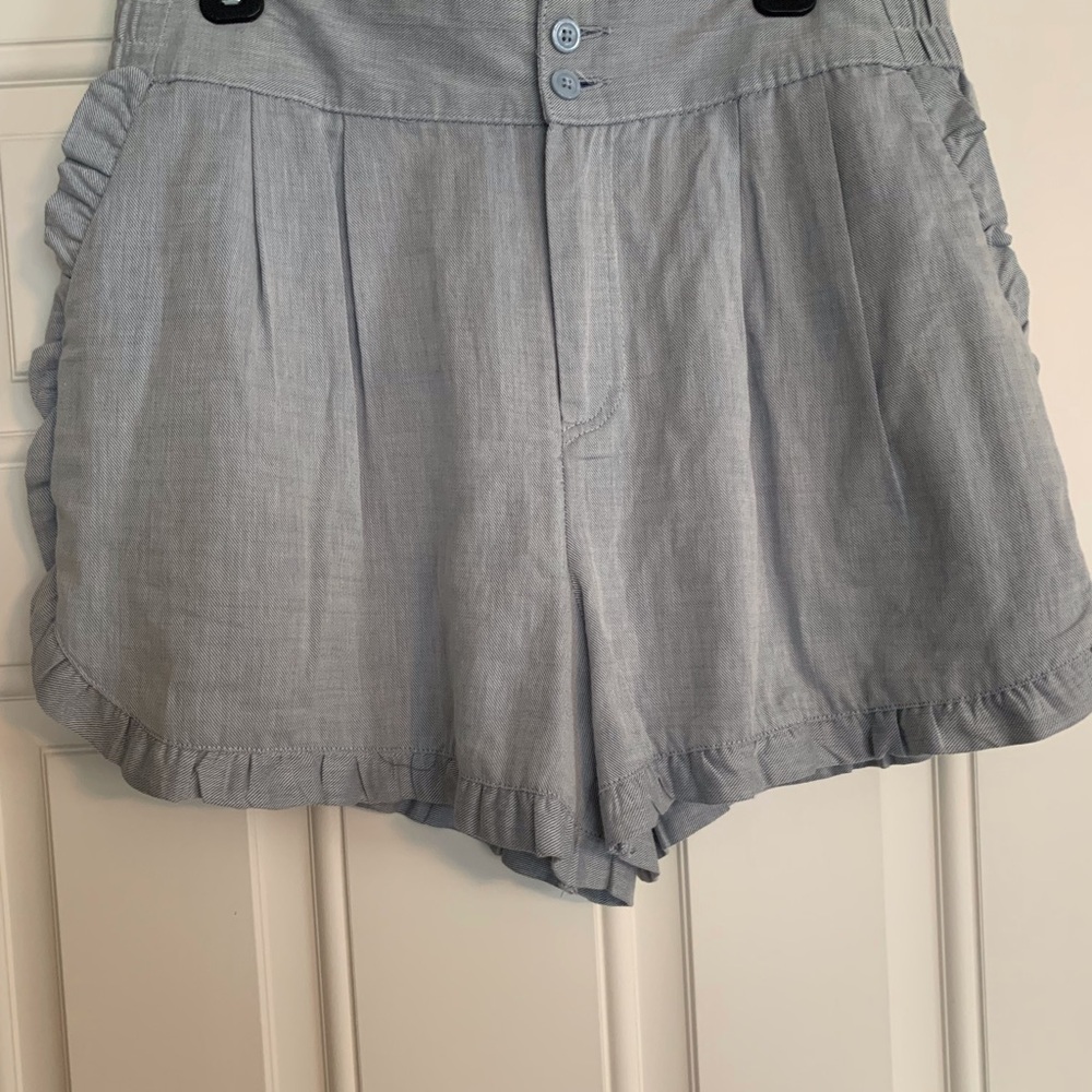 NWT High Rise shorts with Ruffle Detail